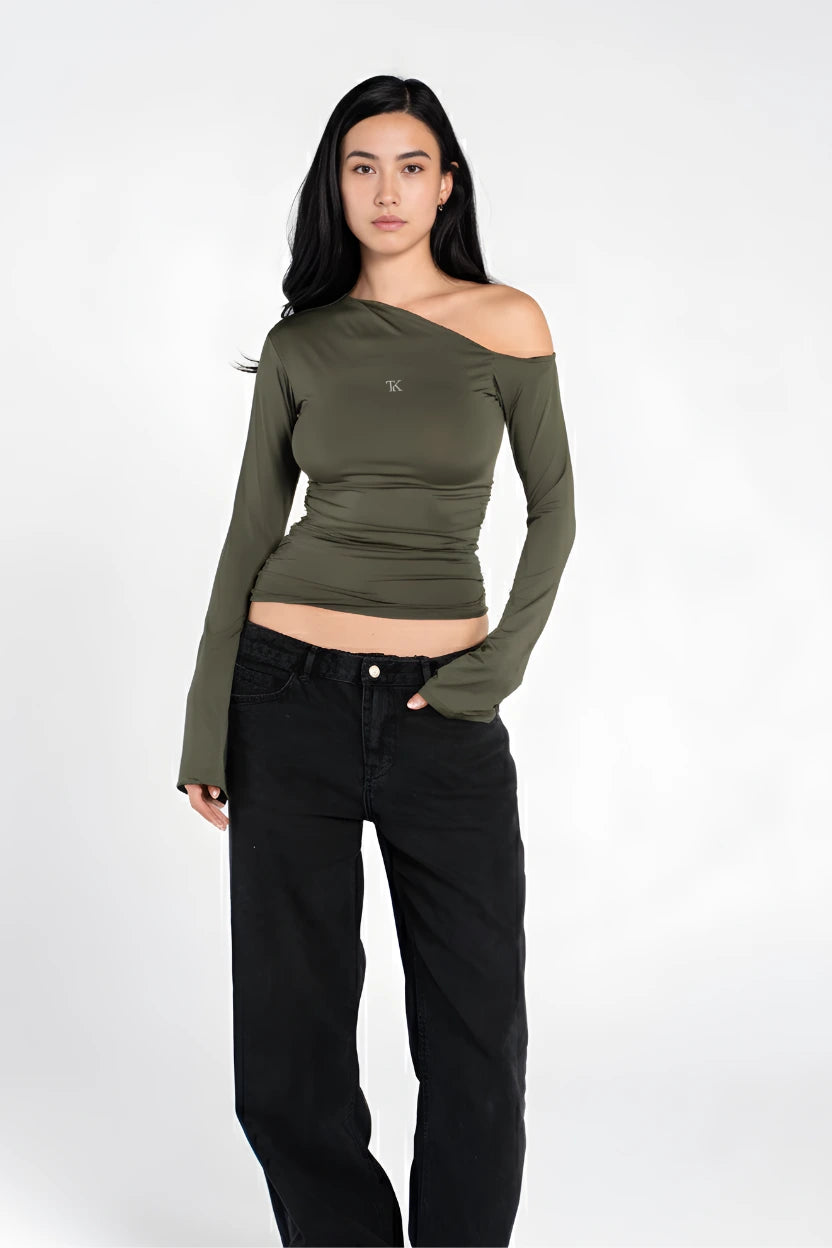 ONE SHOULDER FLARED SLEEVE