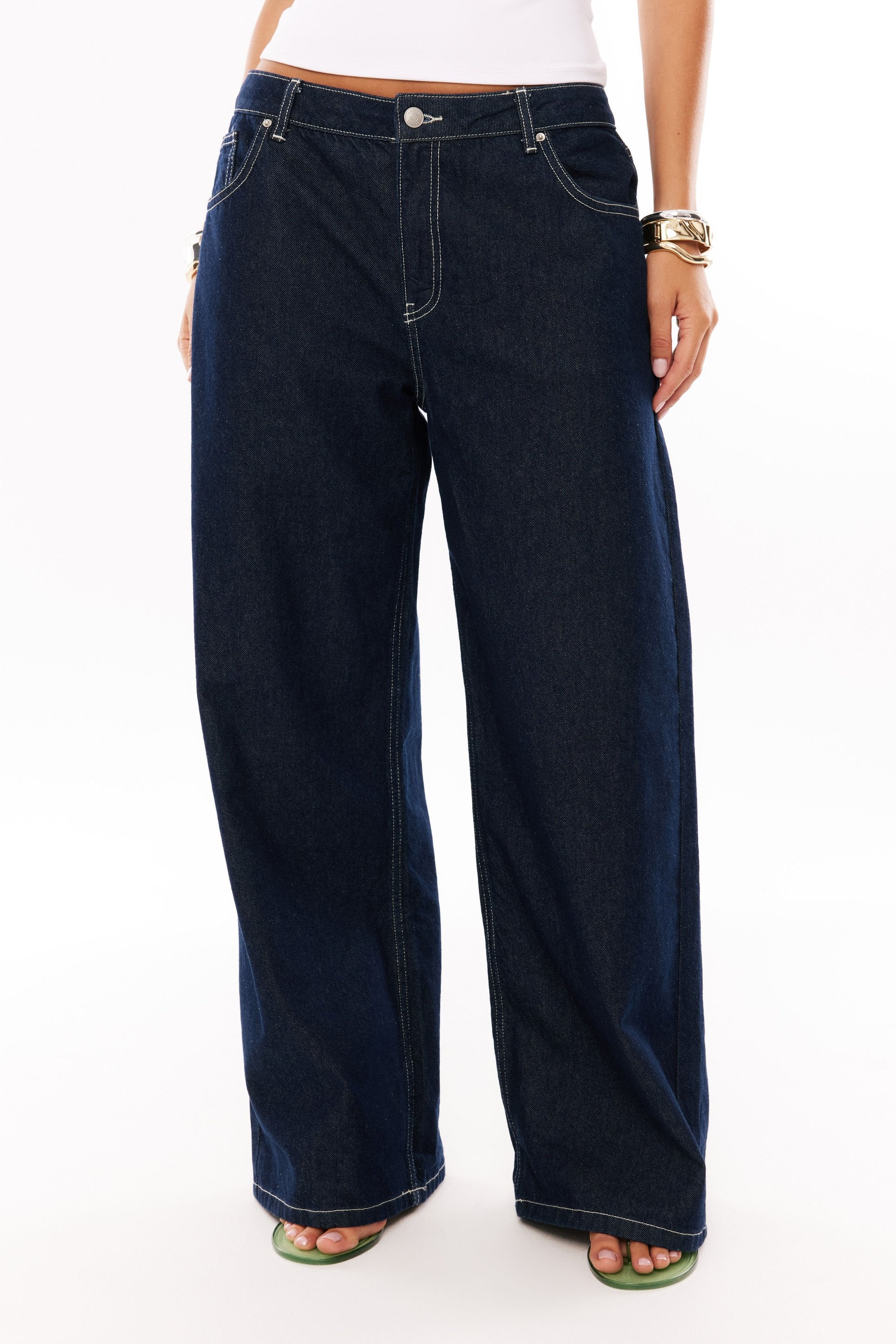 Low Rise Baggy Jean