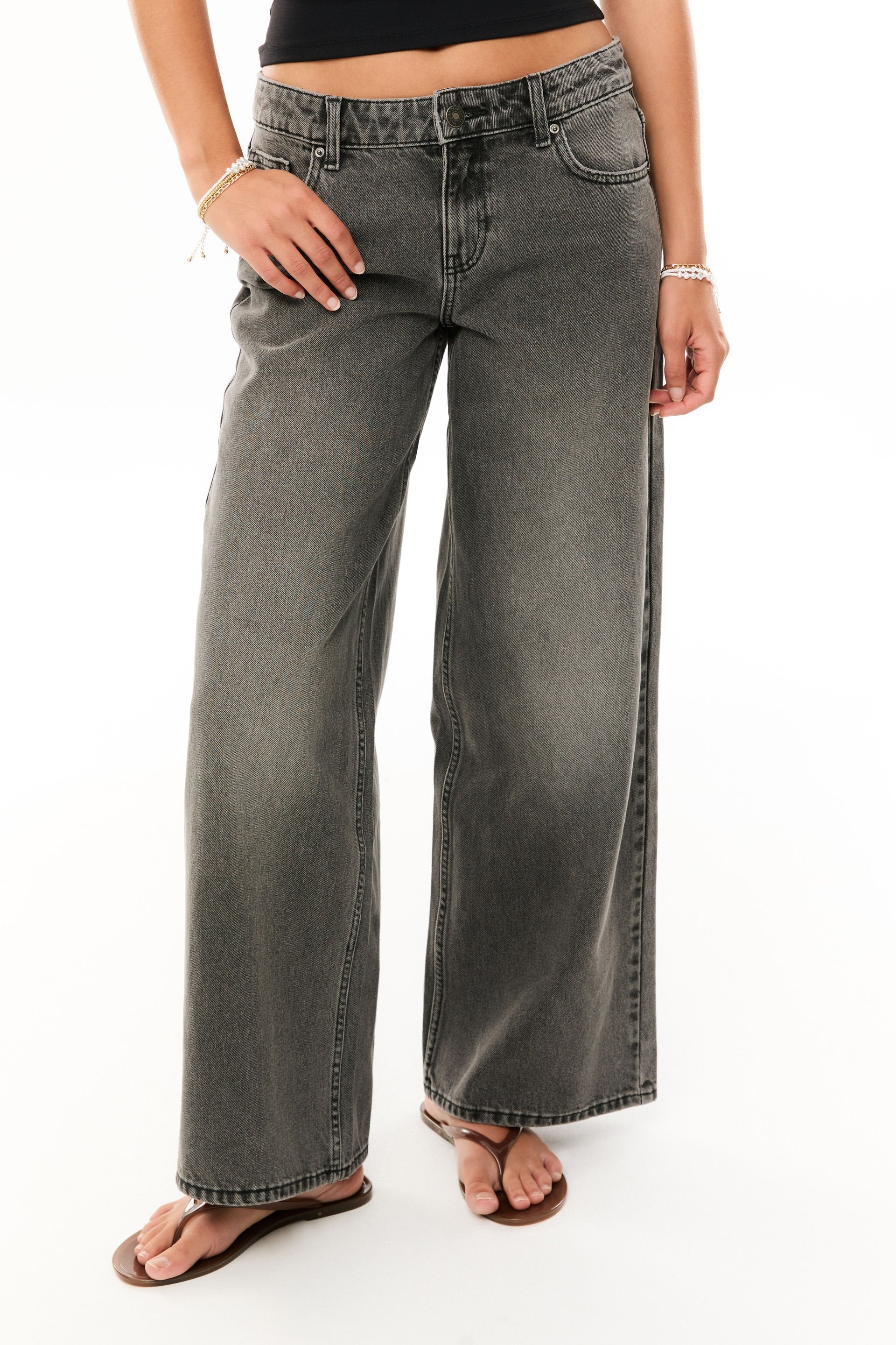 Low Rise Baggy Jean