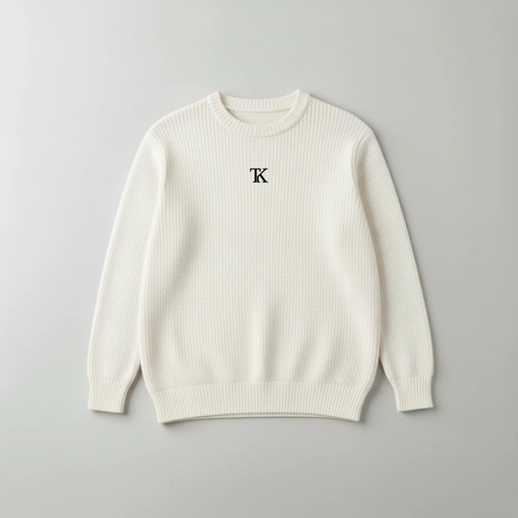 سترةً بياقةٍ دائريةٍ مزخرفةً بنسيجٍ محبوكٍ مُربّع